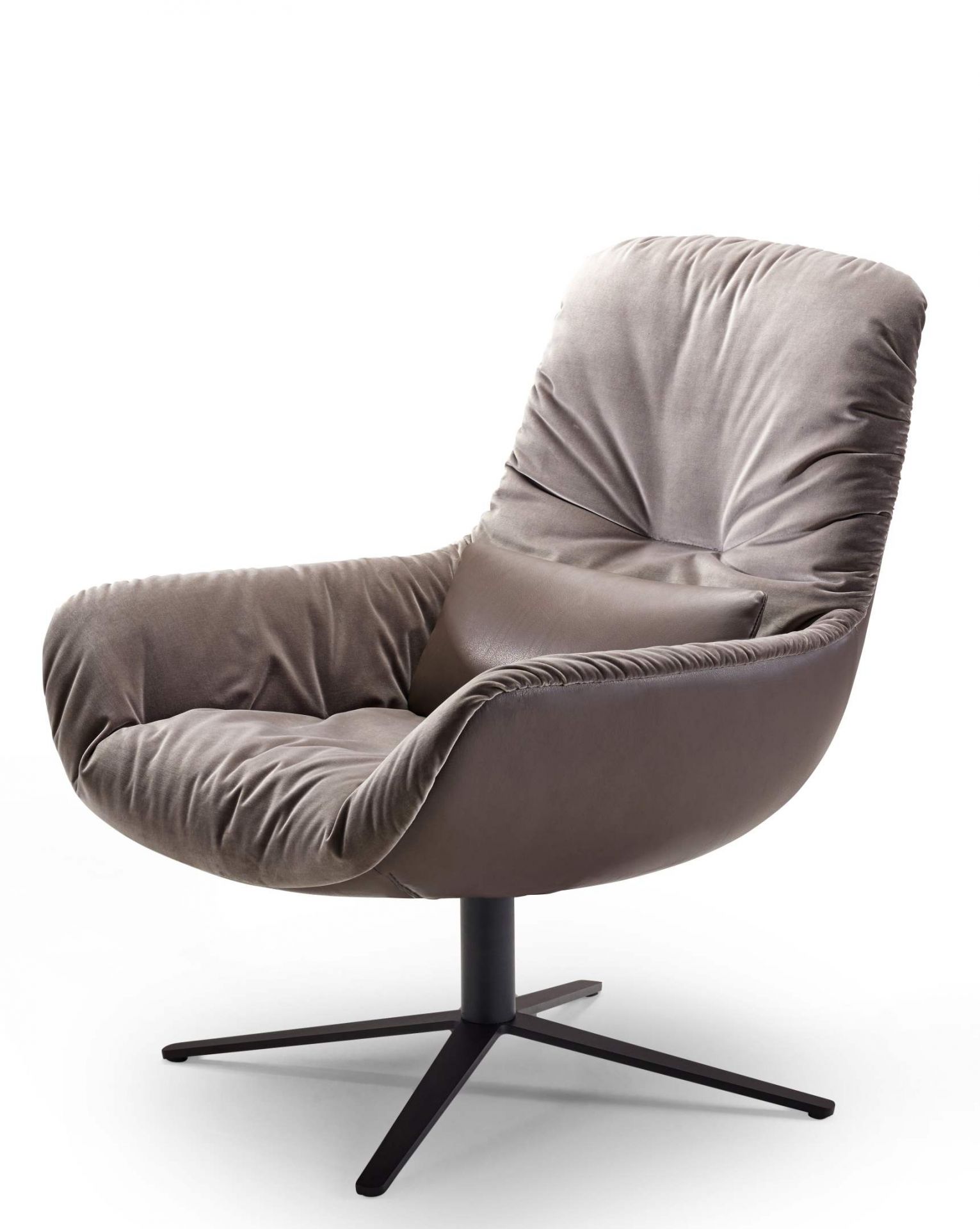 Leya on sale lounge chair